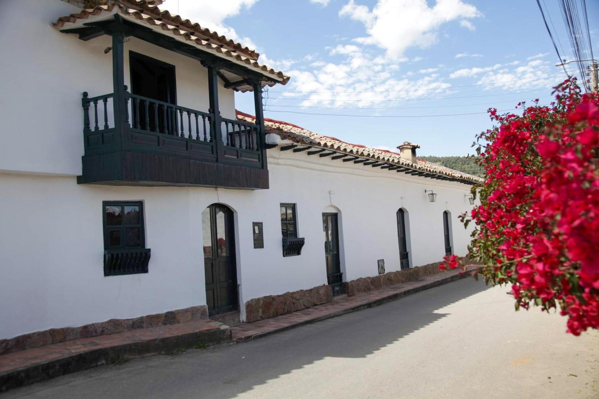 Casa Dante, Desde 1792! Tibasosa Exterior photo